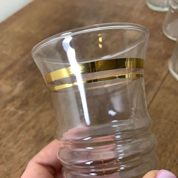 Set of 6 Vintage 40s 50s MCM 4.75" 8 oz ribbed drinking glasses with gold detail - Picture 2 of 6